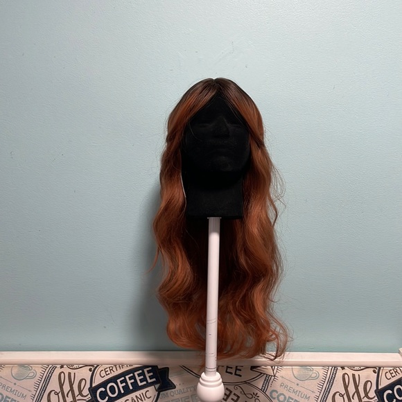 Ombré synthetic wig 24” - Picture 2 of 10